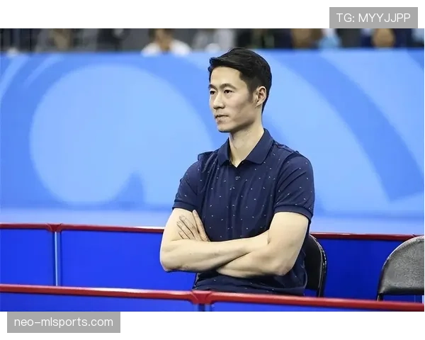 王励勤退役后这生活也太自律了吧，凌晨四点还在练？